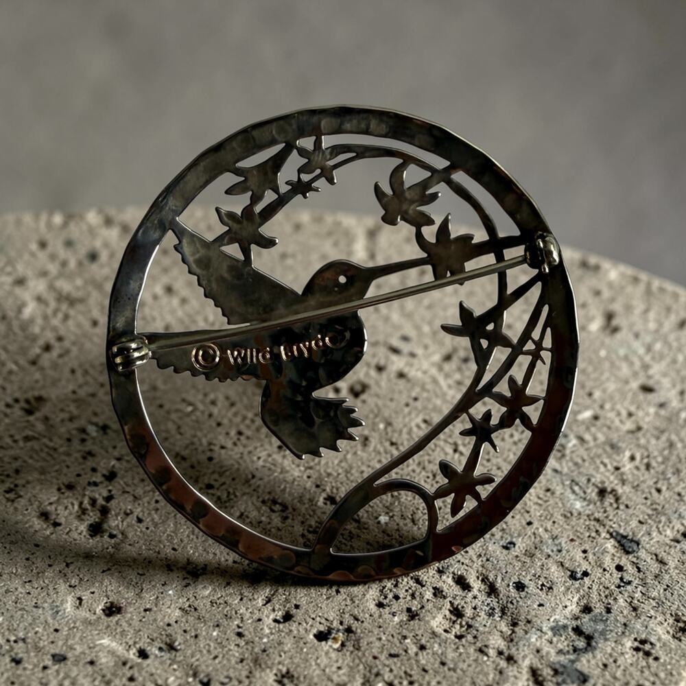 Wild Bryde Hummingbird Brooch Hammered Silver Tone Modernist Bird Circle Pin - Picture 2 of 7